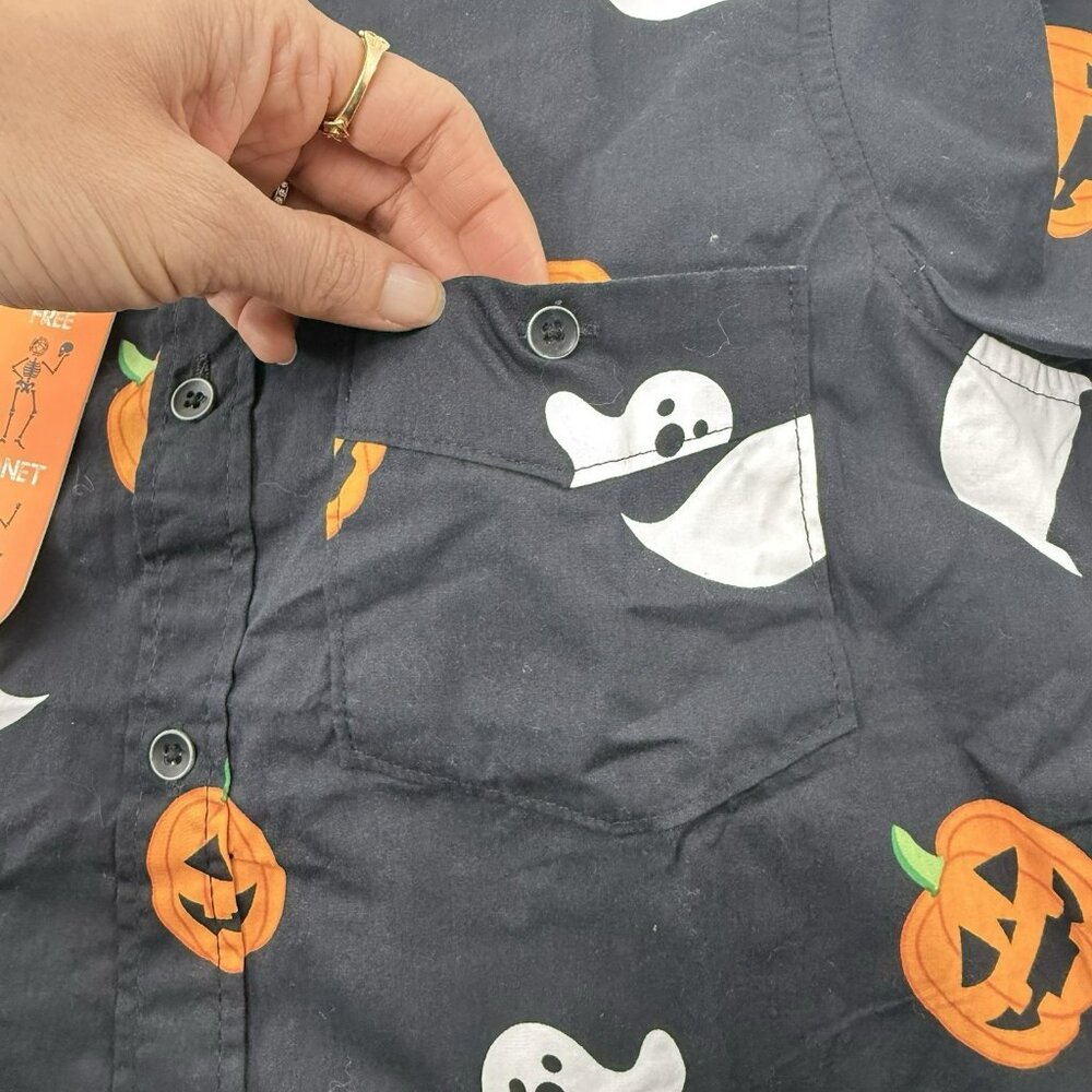 Free Planet Halloween Button Shirt Men Size XS Costume Pumpkin Ghost Casual Work - Picture 6 of 12